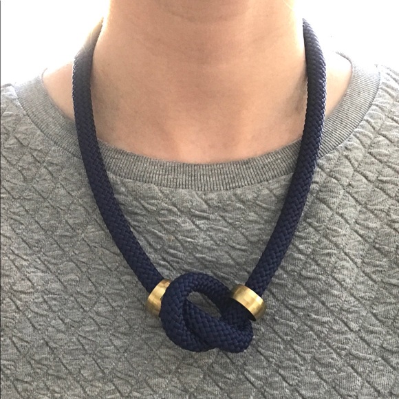 Olive green rope necklace - Multiple ways to wear - Picture 6 of 14